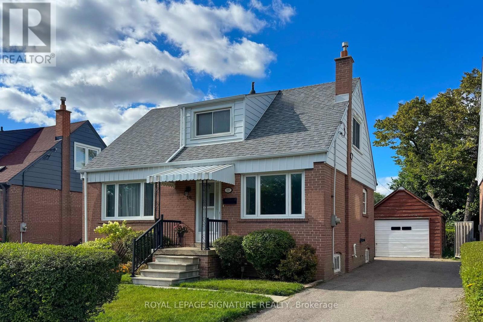 18 Stamford Sq S, Toronto, ON M1L 1X3