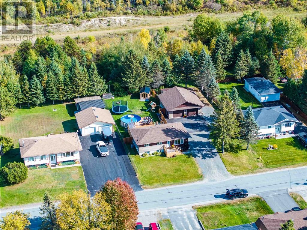 4442 Dugas St, Val Therese, ON P3P 1S6