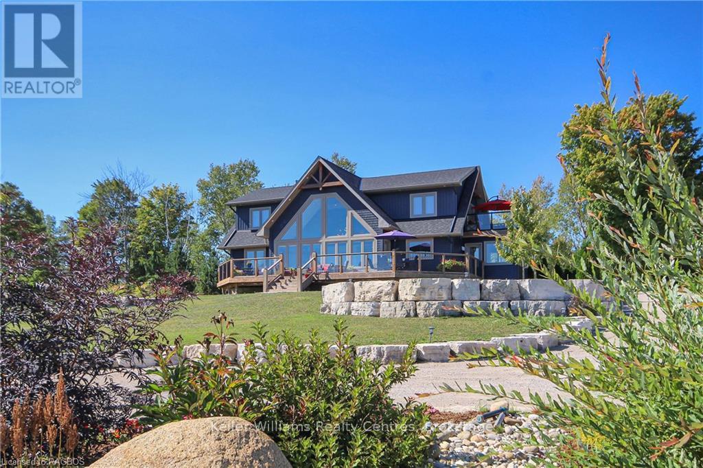 112 Tamarac Rd, Northern Bruce Peninsula, ON N0H 1W0