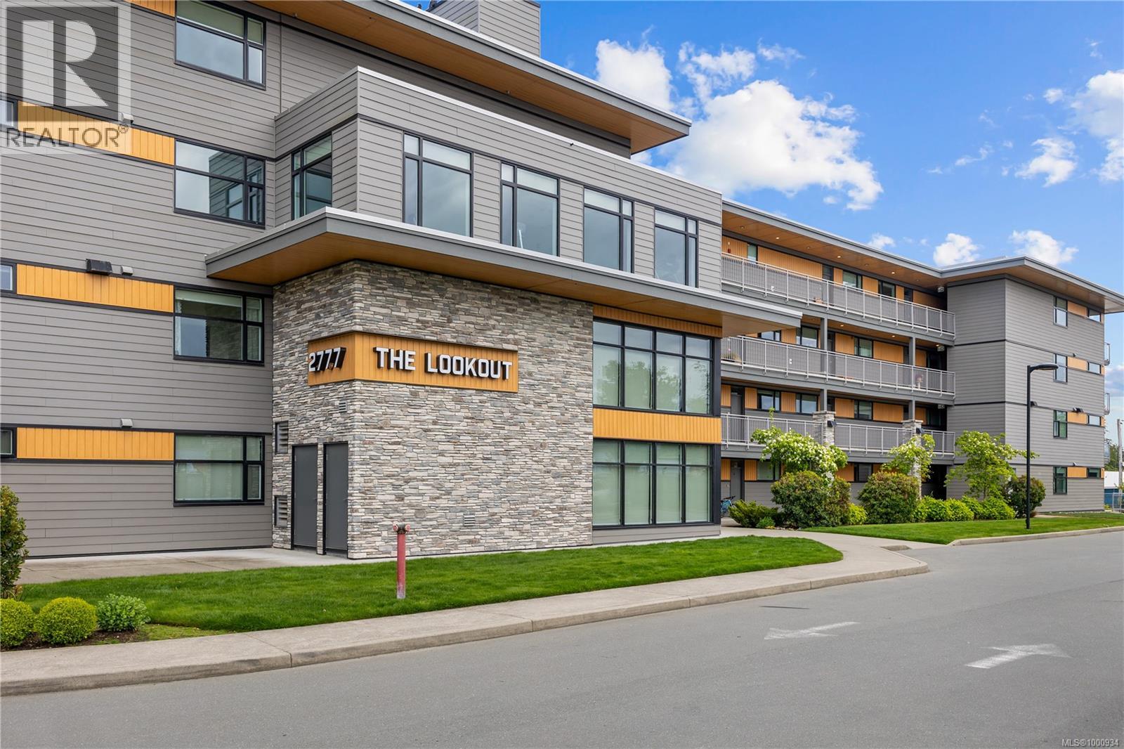 2777 N Beach Dr Unit 104 Dr, Campbell River, BC V9W 0B5