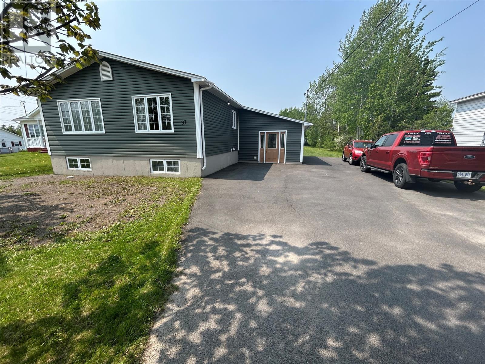 37 Premier Dr, Lewisporte, NL A0G 3A0