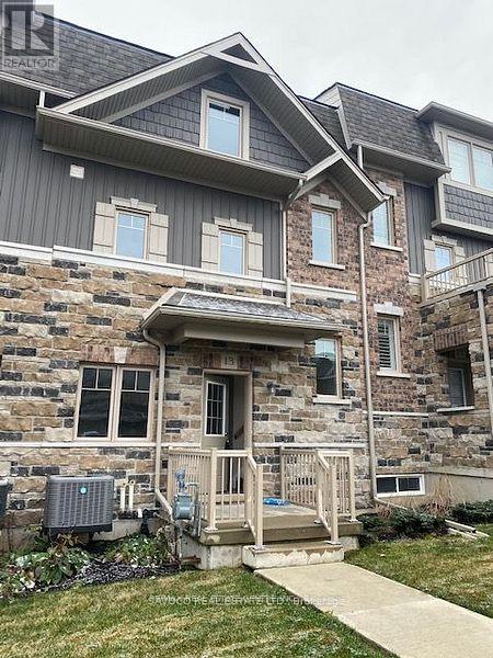 13 Eliza Ave, Kitchener, ON N2E 0G2