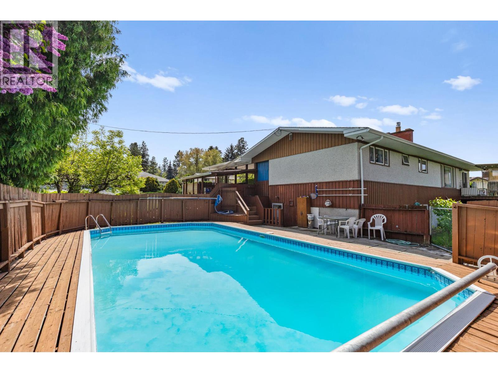350 Clarissa Rd, Kelowna, BC V1X 1G8