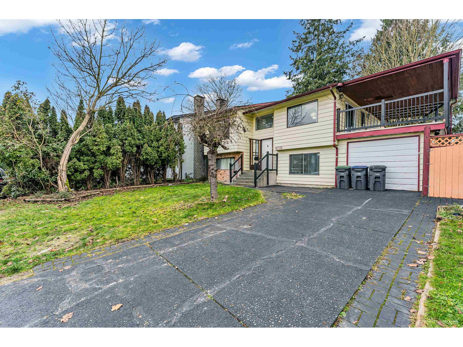 133 Street Unit 6735, Surrey, BC V3W 7J5