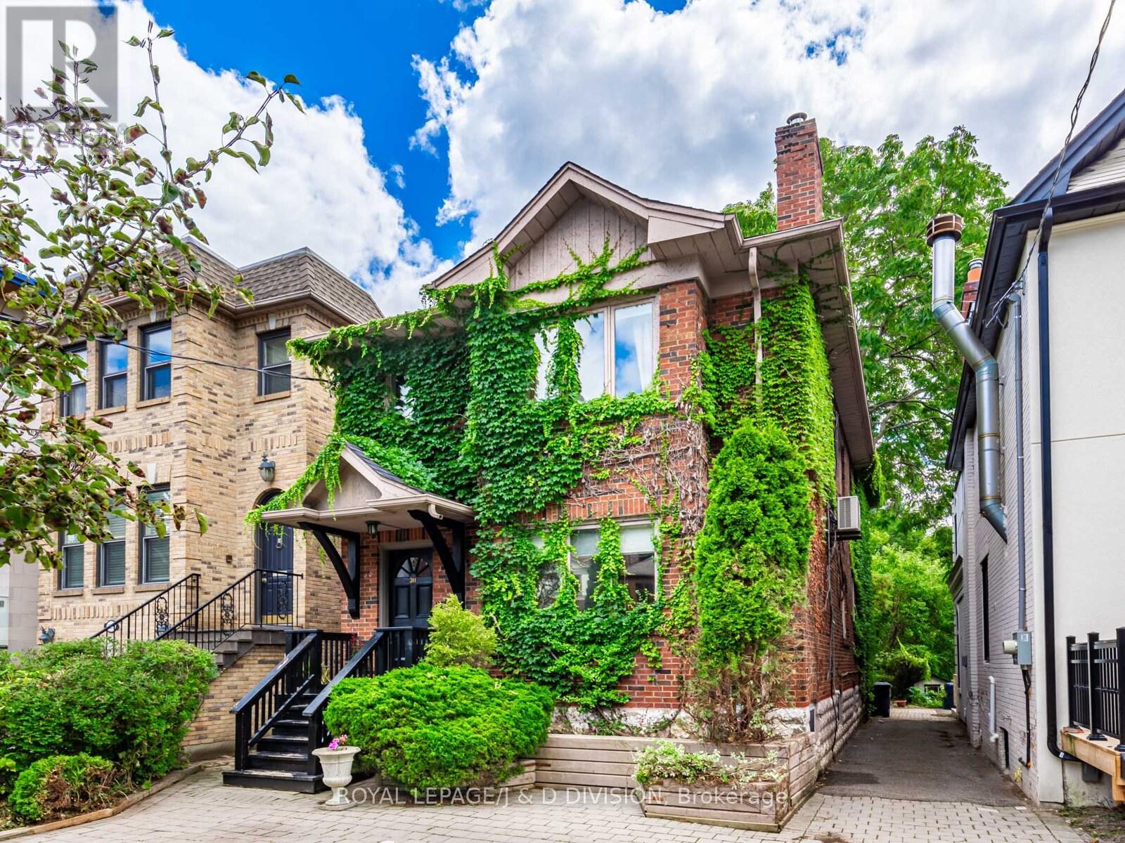 311 Keewatin Ave, Toronto, ON M4P 2A4