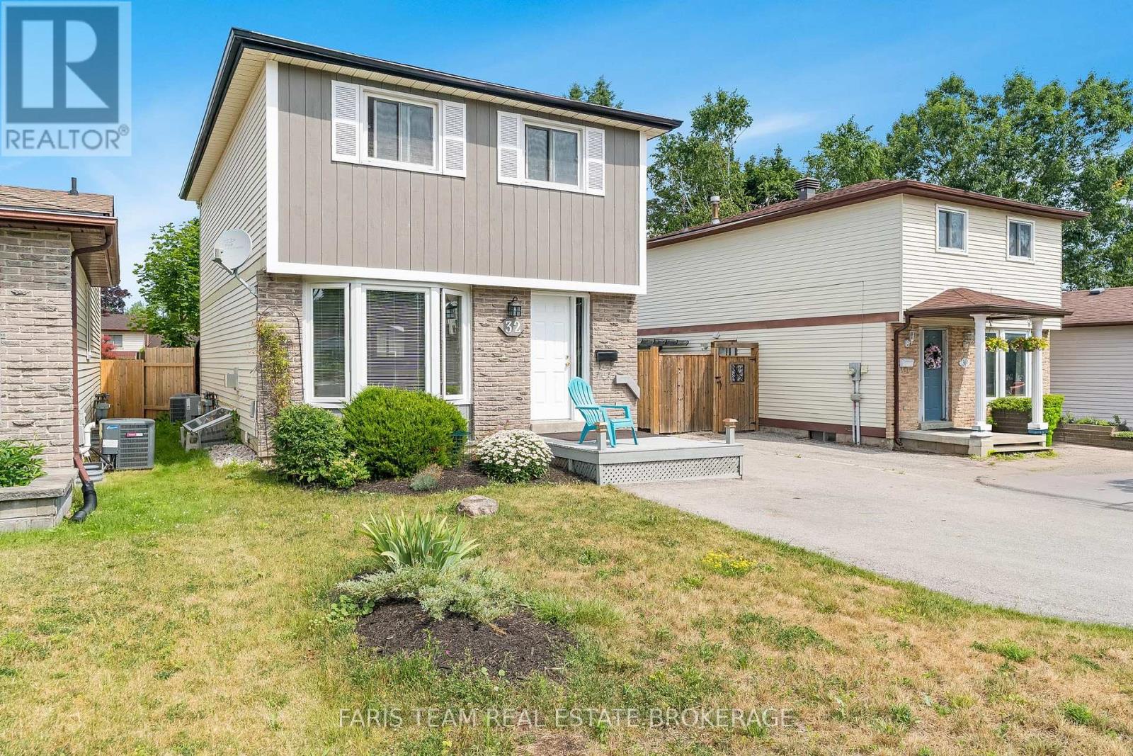 32 Janice Dr, Barrie, ON L4N 5N4