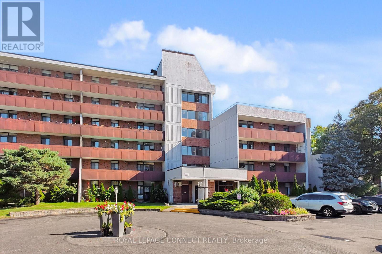 5-213 50 Old Kingston Rd, Toronto, ON M1E 3J5
