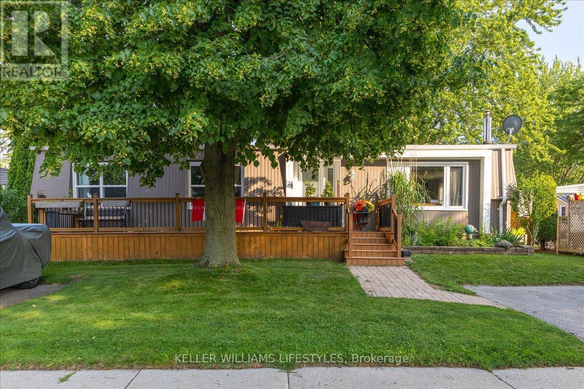 126 Pebble Beach Pkwy, South Huron, ON N0M 1T0