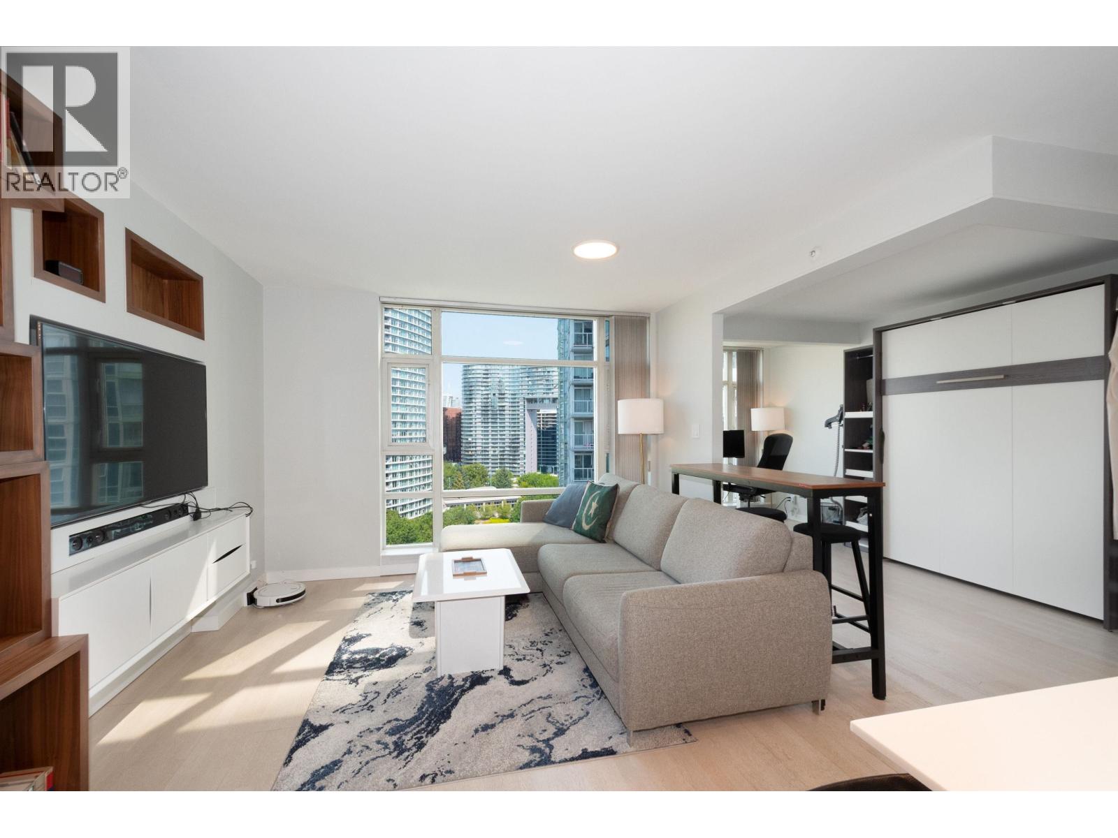 198 Aquarius Mews Unit 1703, Vancouver, BC V6Z 2Y4