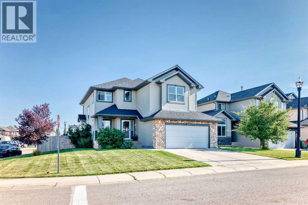 128 Lavender Way, Chestermere, AB T1X 0B2