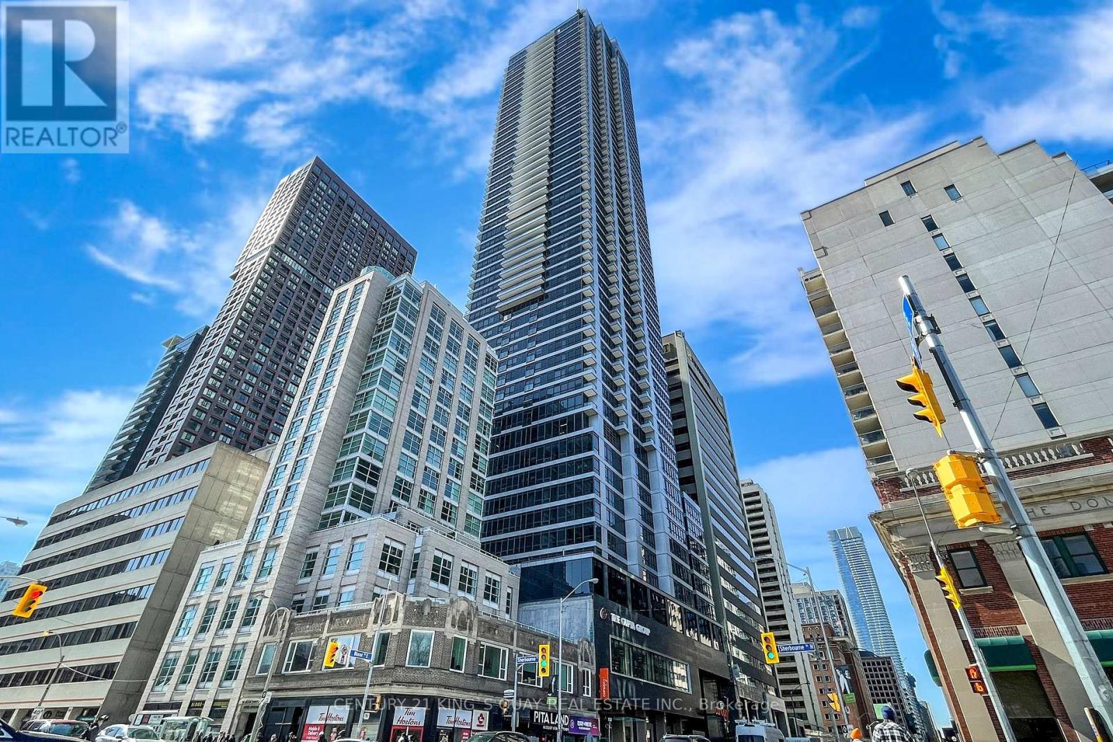 4710 395 Bloor St E, Toronto North St. James Town, ON M4W 1H7