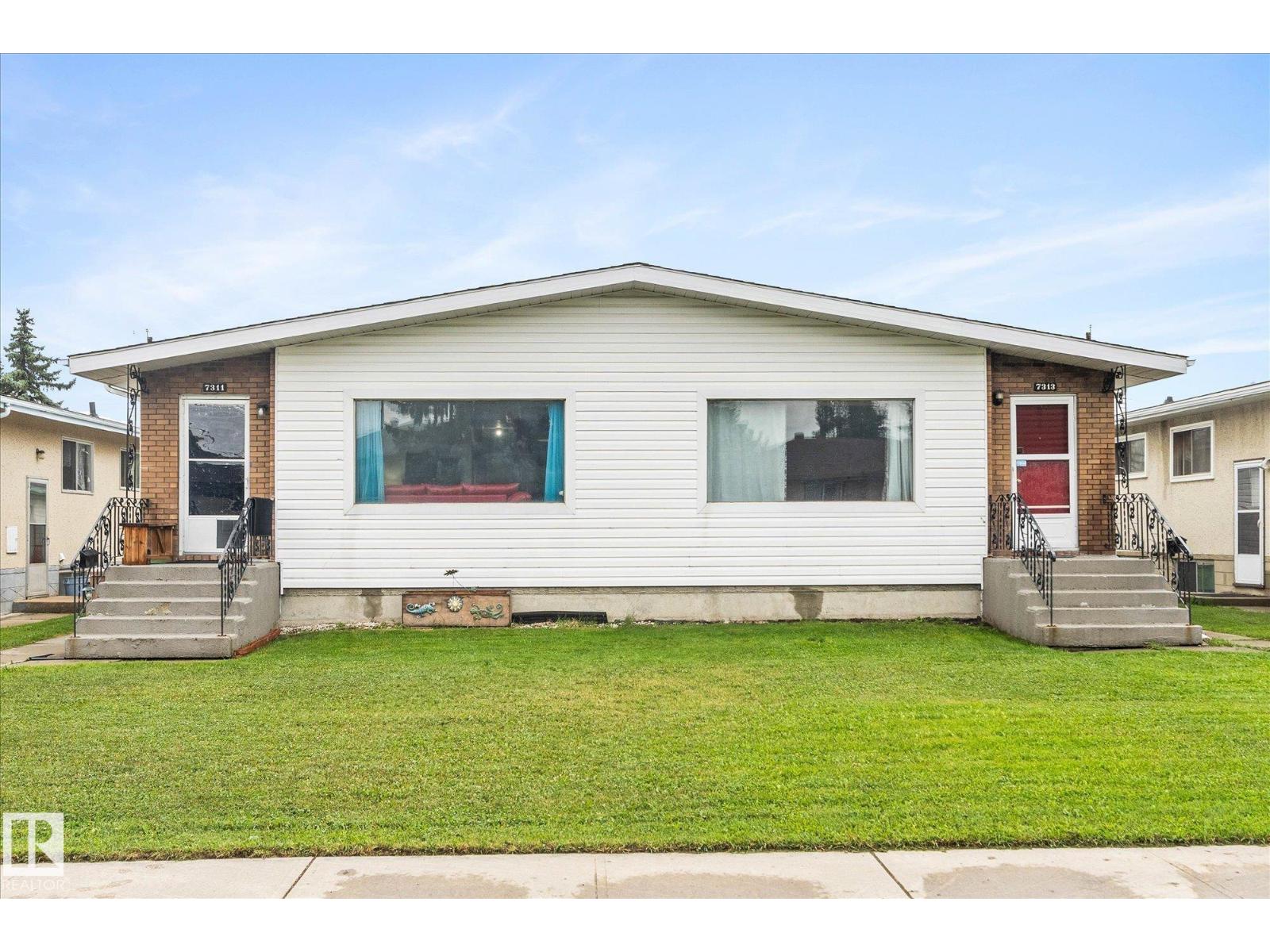 73117313 79 Ave NW, Edmonton, AB T6B 0C4