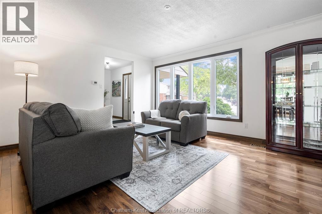 44 Pamela Cres, Chatham, ON N7L 4S5