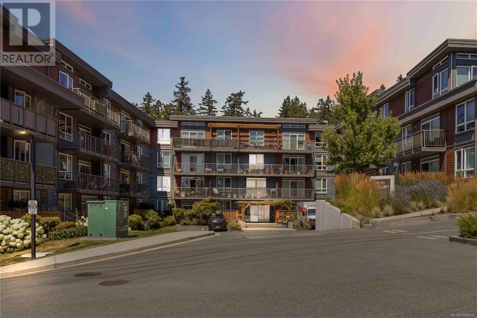 110 Presley Pl Unit 215 Pl, View Royal, BC V9B 0Z1
