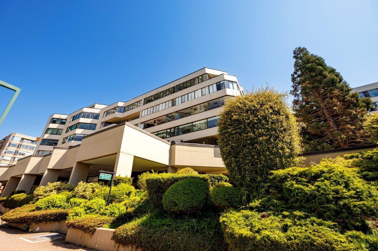 1480 Foster Street Unit 205, White Rock, BC V4B 3X7