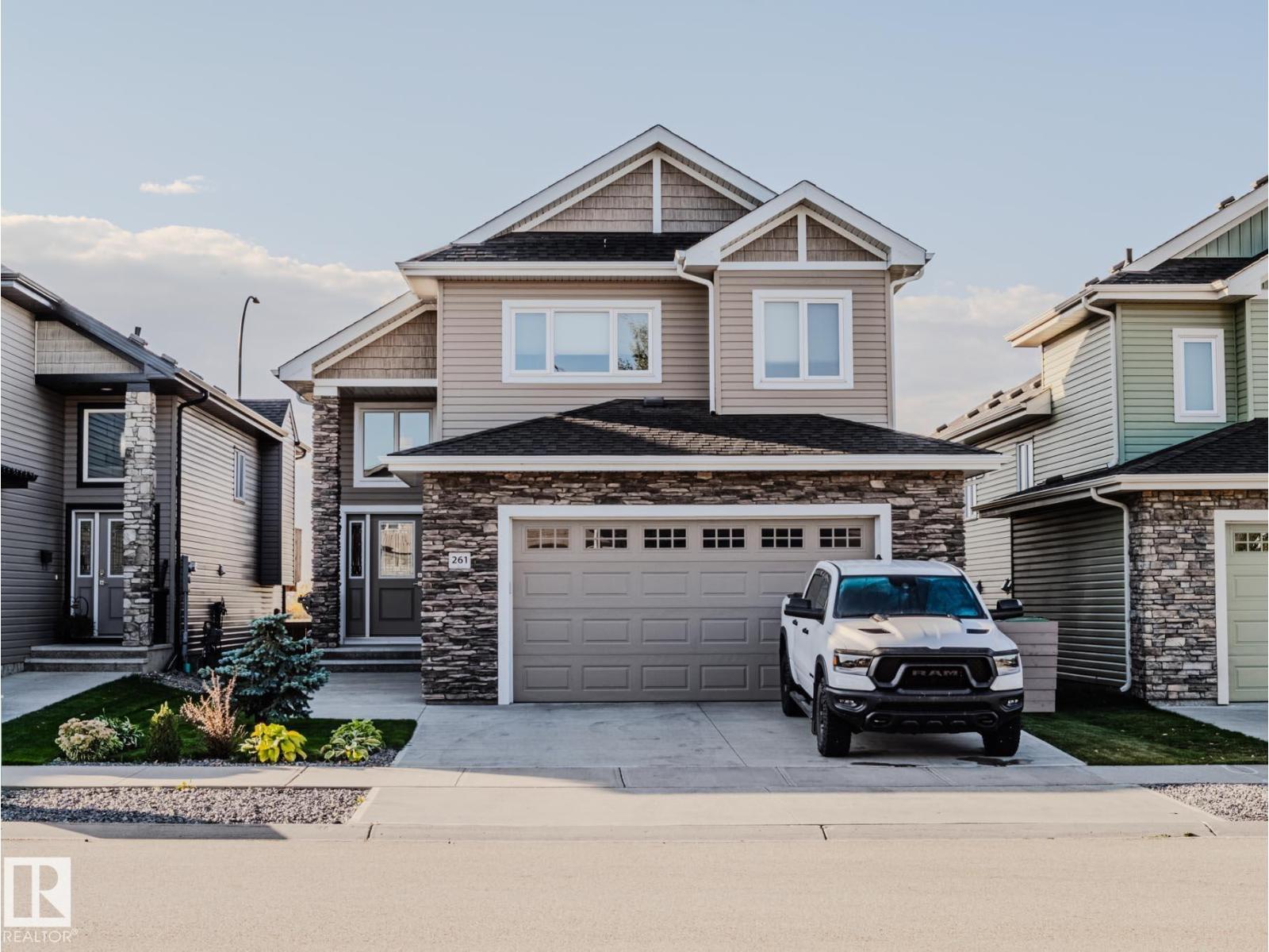 261 Westbrook Wd, Fort Saskatchewan, AB T6L 0L4