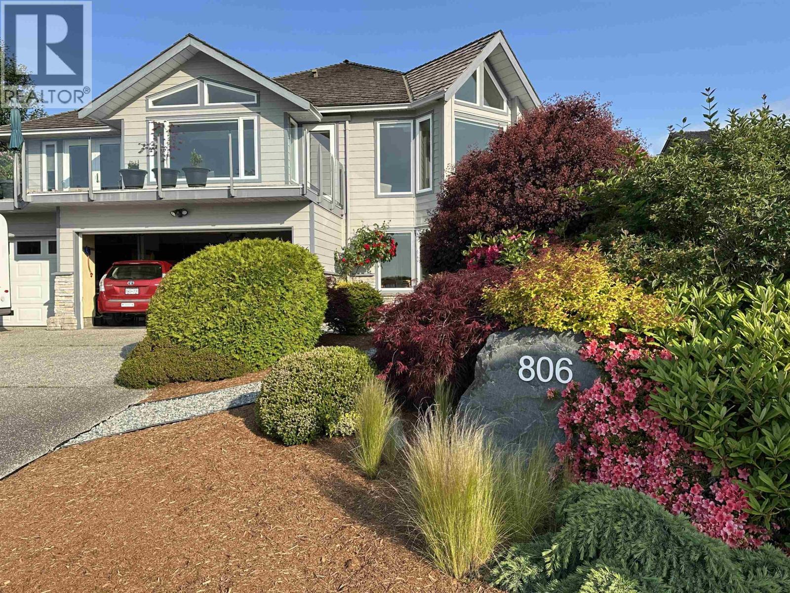 806 Oceanmount Blvd, Gibsons, BC V0N 1V8