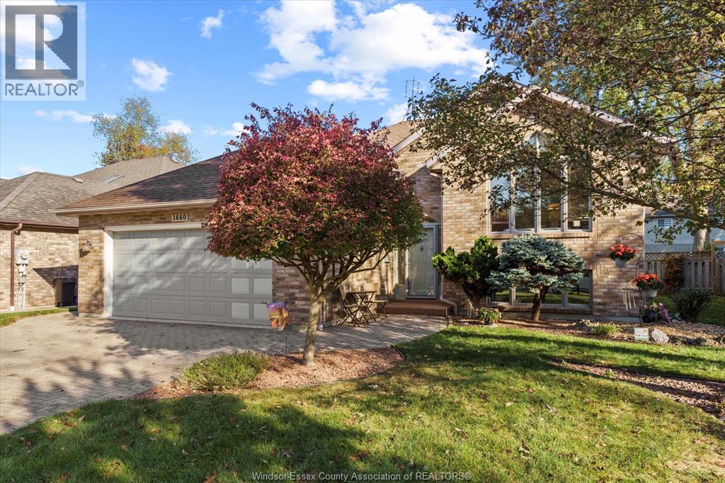 1660 Minto, Lasalle, ON N9J 3H2