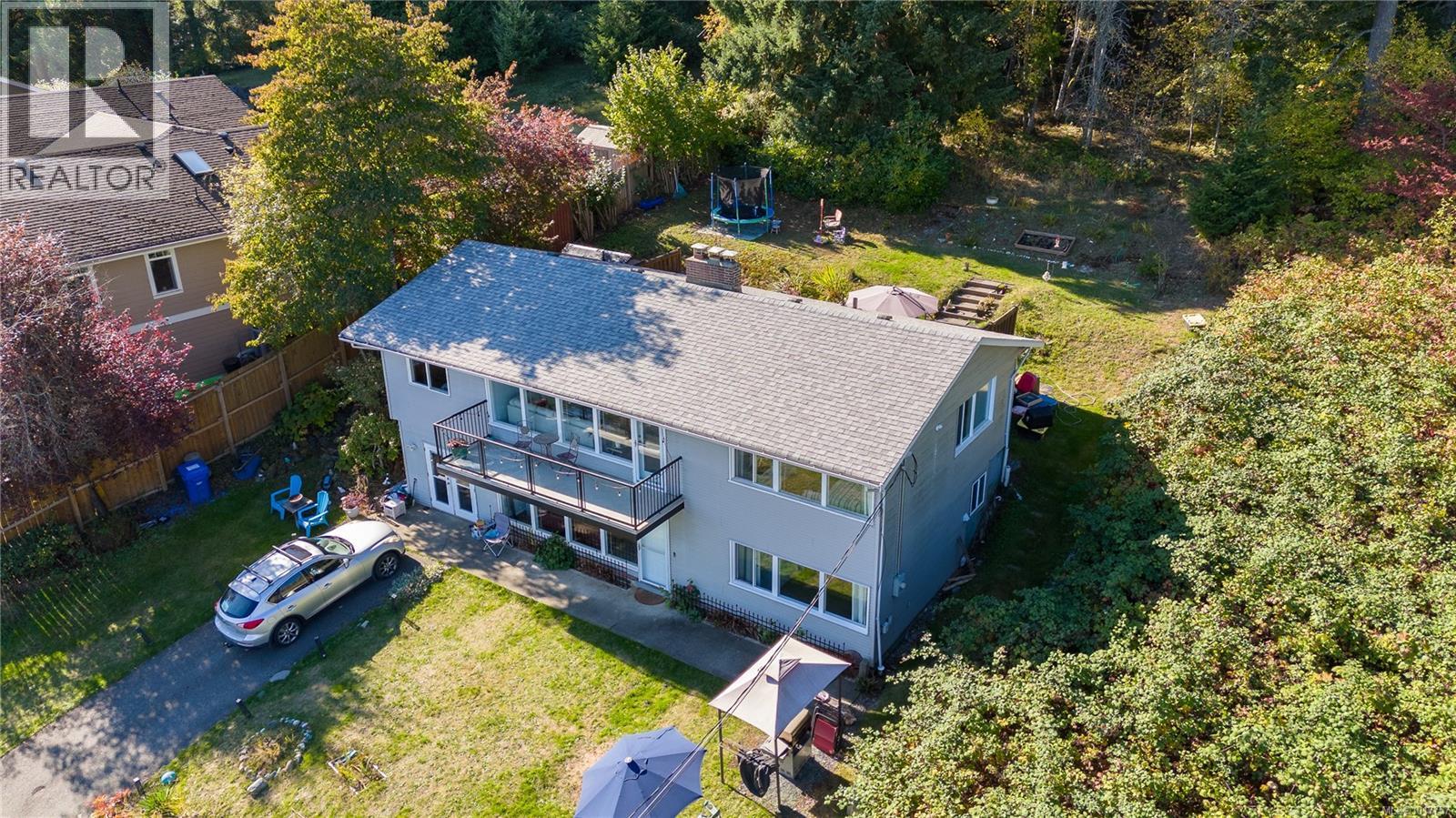713 Dogwood Rd, Nanaimo, BC V9R 3C2