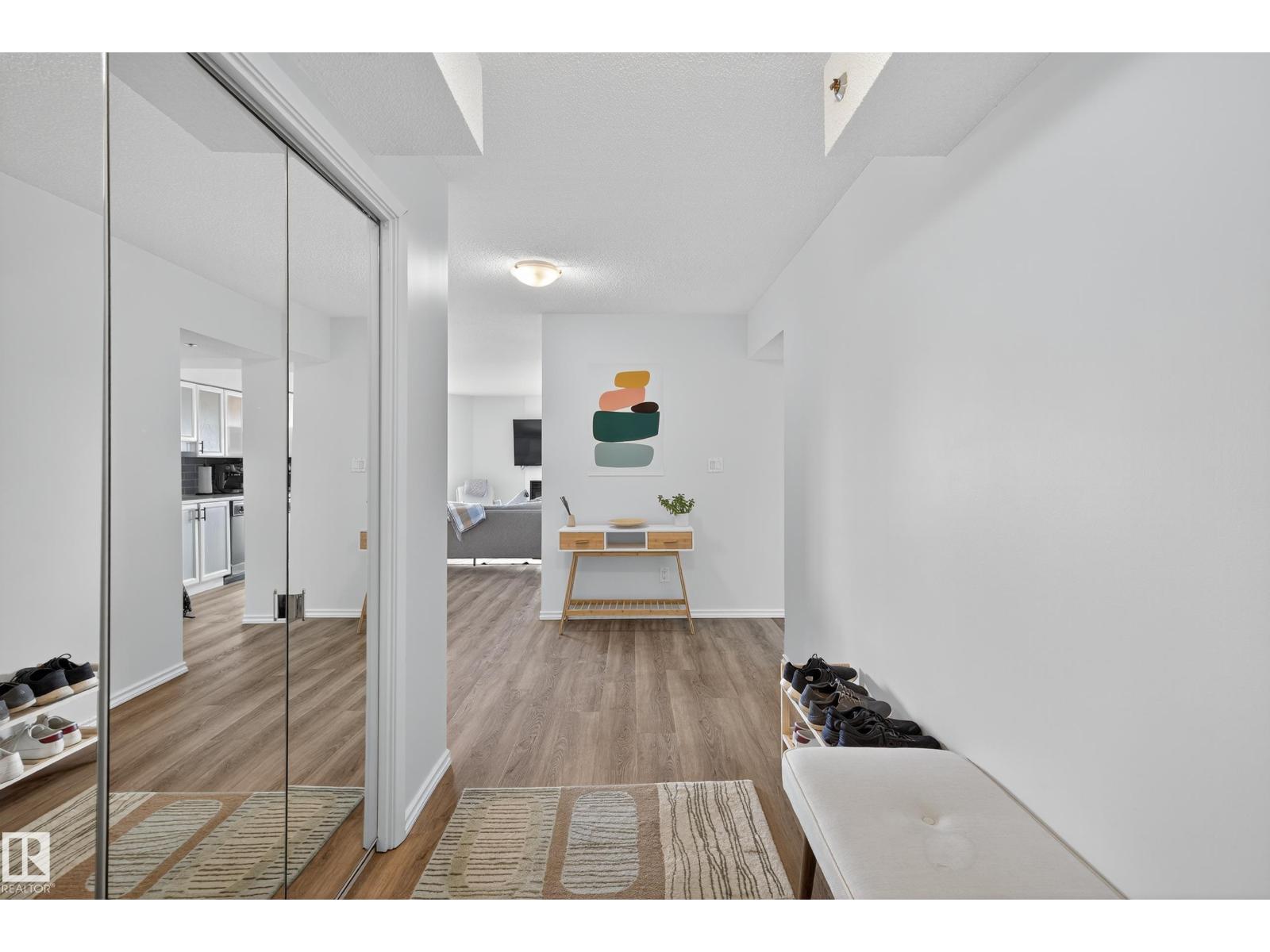 10130 114 Street Northwest #1303, Edmonton, AB T5K 2S6