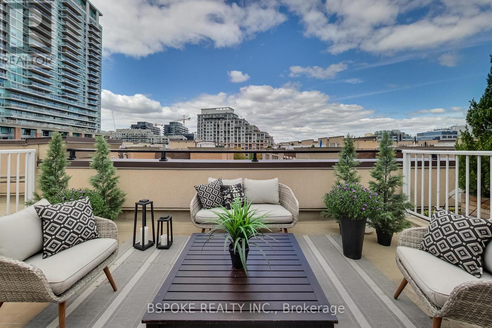 1030 54 East Liberty St, Toronto, ON M6K 3P3