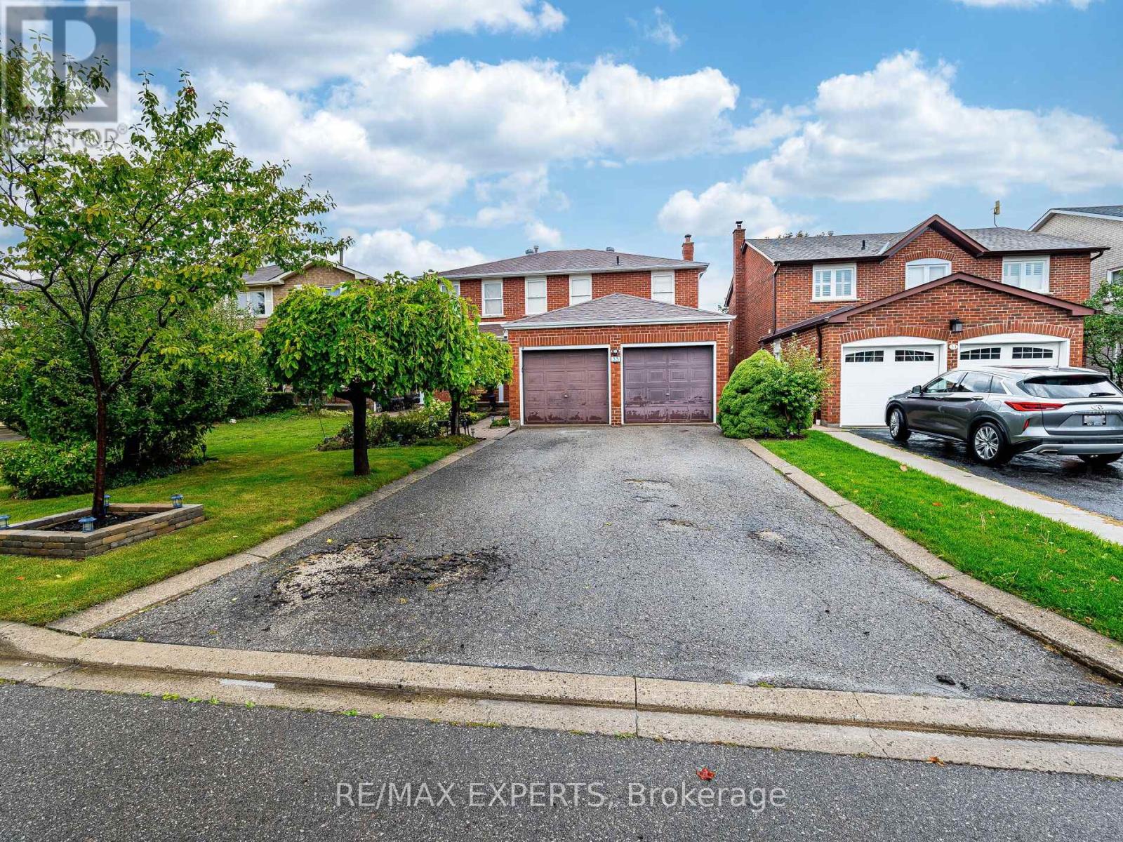 33 Nipissing Cres, Brampton, ON L6S 5A3