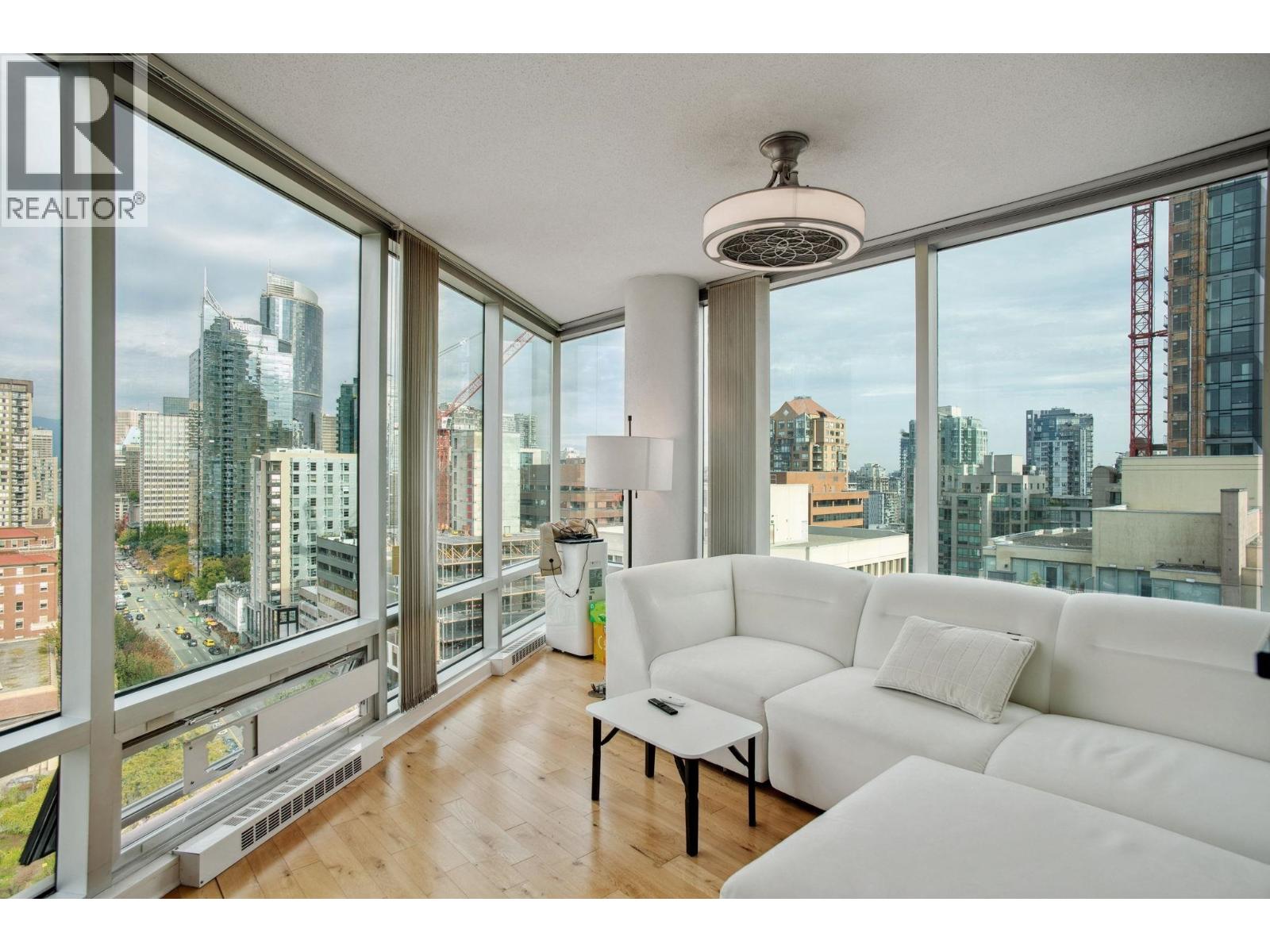 1003 Burnaby Street Unit 1702, Vancouver, BC V6E 4R7