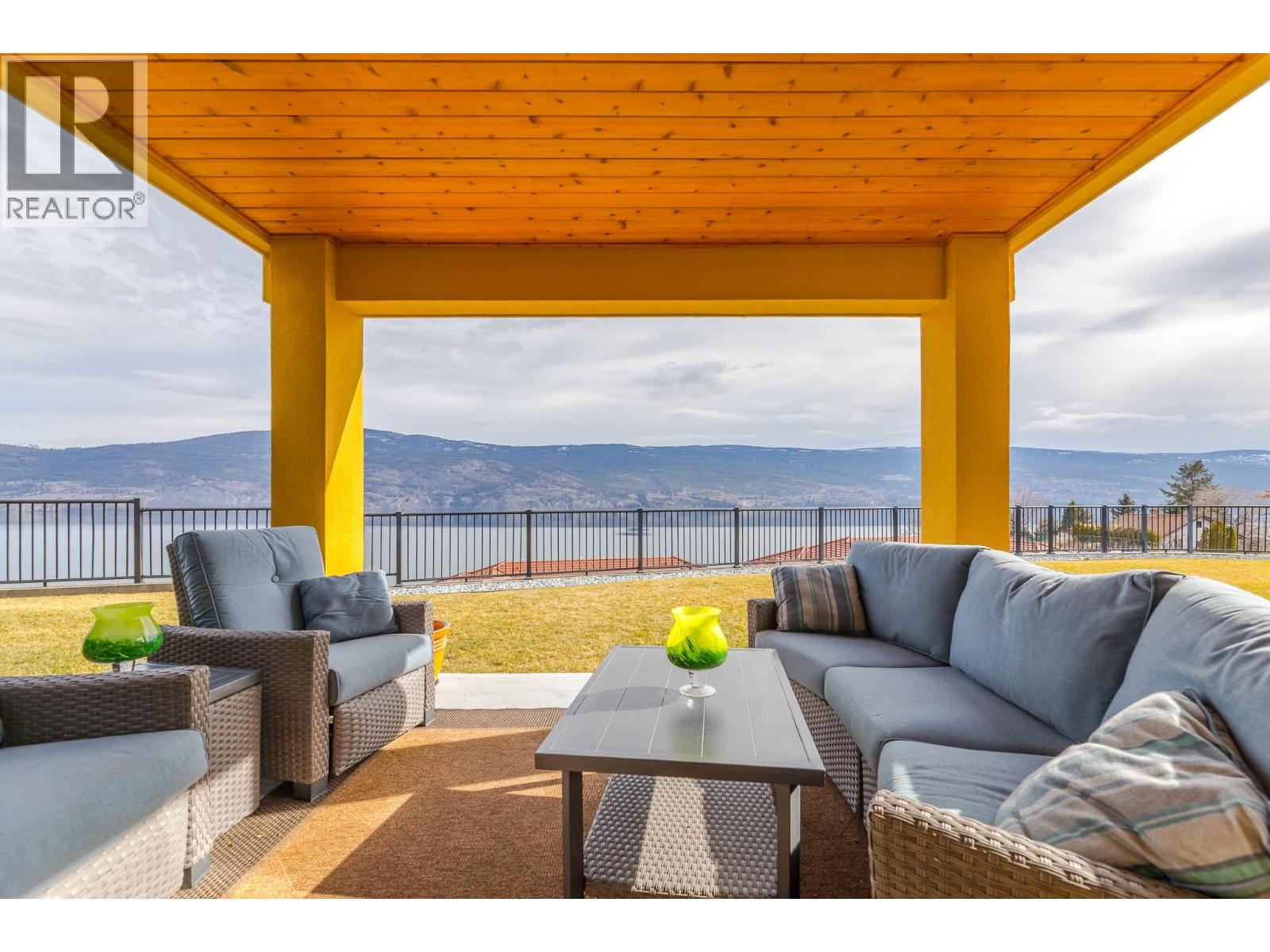 14611 Downton Avenue Unit 102, Summerland, BC V0H 1Z1