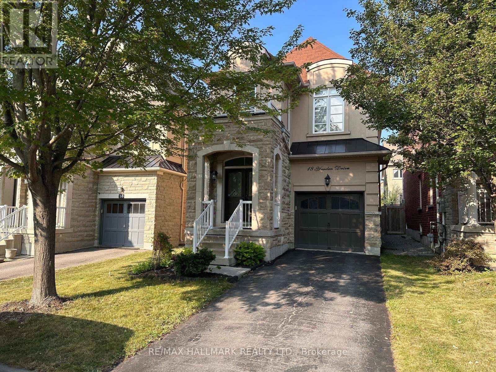 18 Yarden Dr, Vaughan, ON L6A 0W2