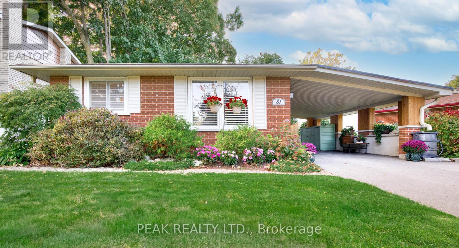 81 Cherry Hill Dr, Kitchener, ON N2E 1N5