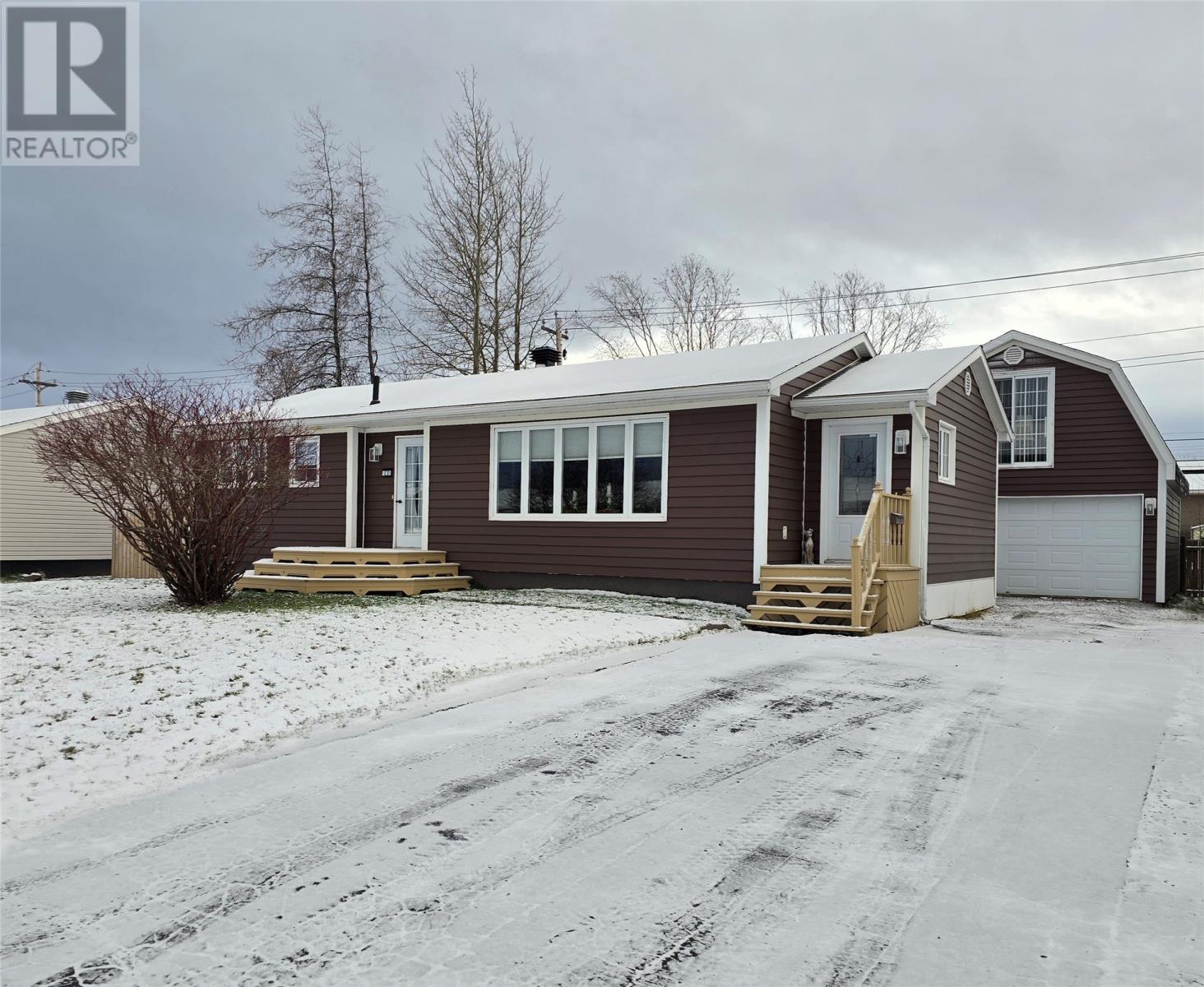 828 Willow Dr, Labrador City, NL A2V 1A7