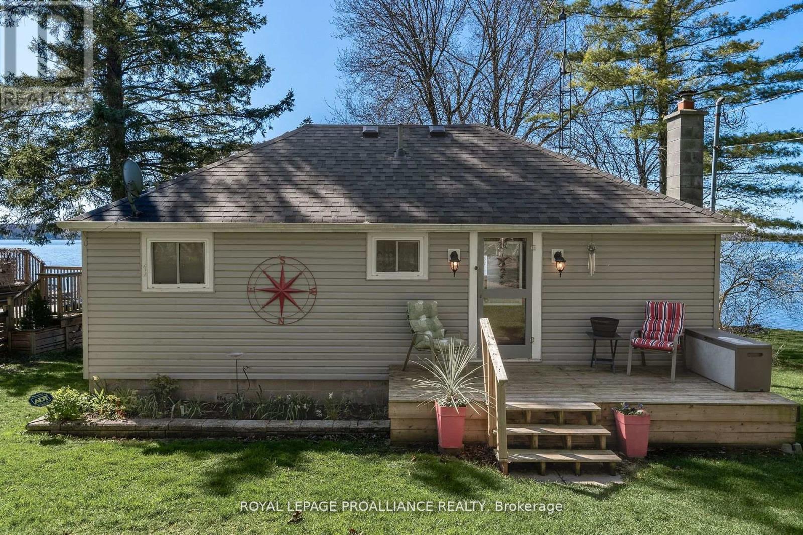 1051 Lakeside Dr, Prince Edward County Ameliasburg Ward, ON K0K 1T0