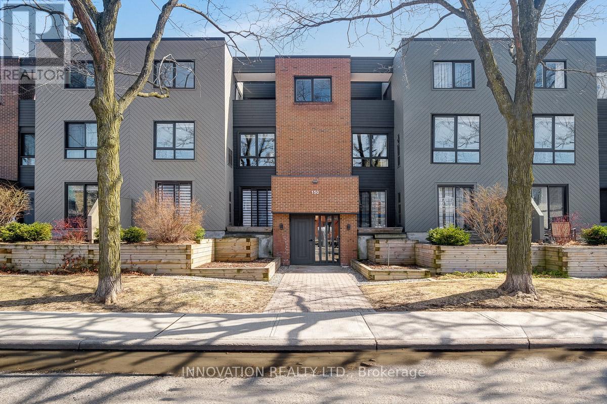 2 Unit 150 Waverley St #c, Ottawa, ON K2P 0V4