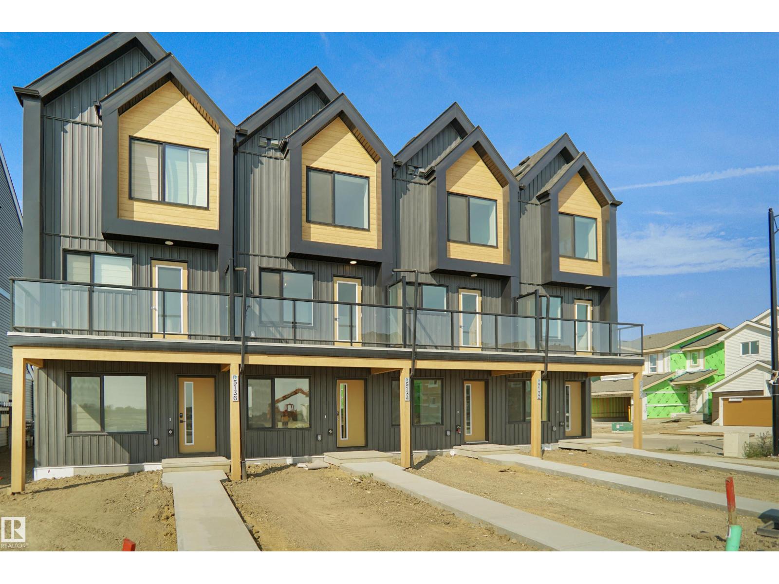 5142 Rivers Edge Way NW, Edmonton, AB T6M 3B5