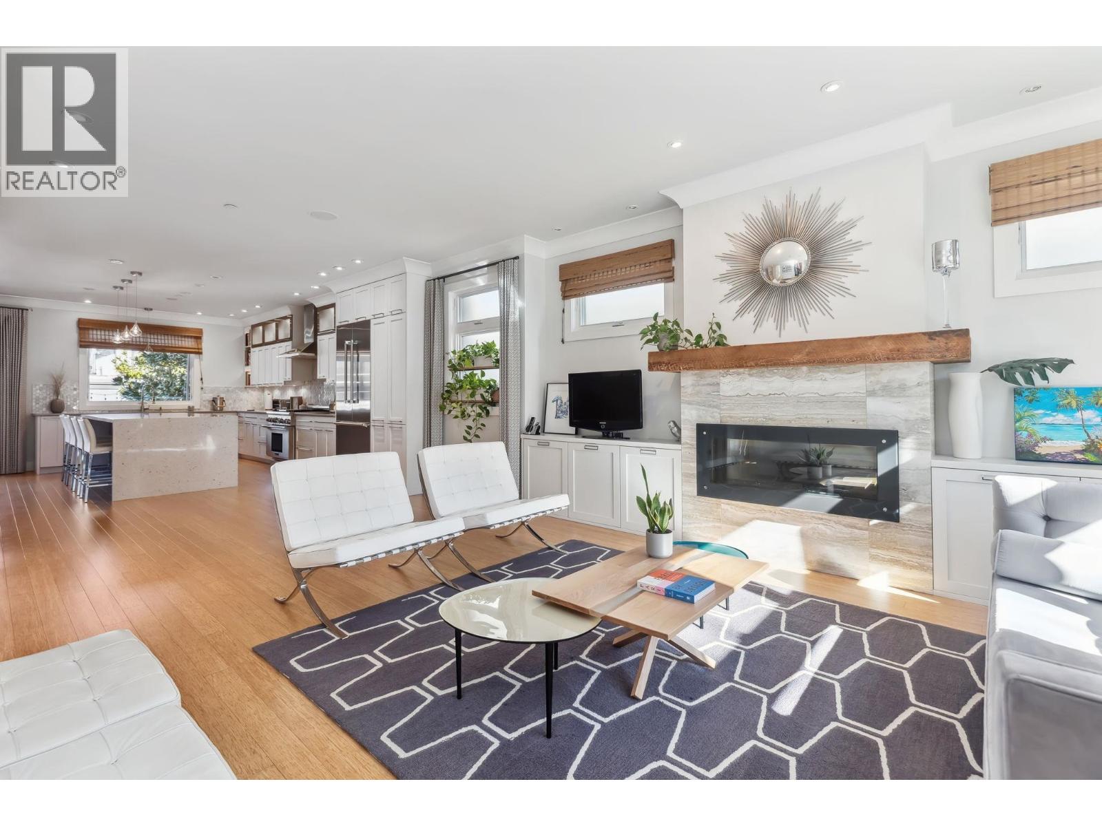 3963 W 20th Ave, Vancouver, BC V6S 1G3