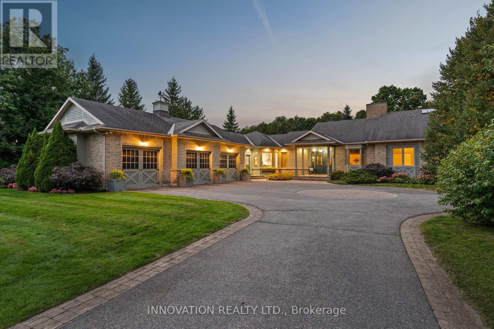 52 Cedarhill Dr, Ottawa, ON K2R 1C3