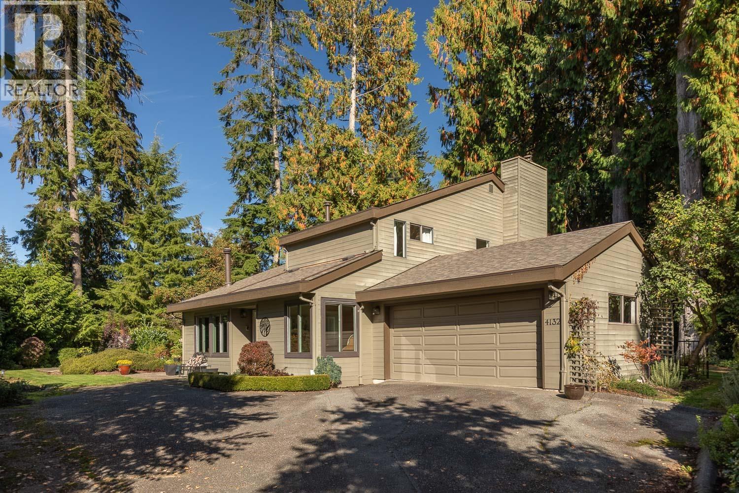 4132 Virginia Cres, North Vancouver, BC V7R 3Z6