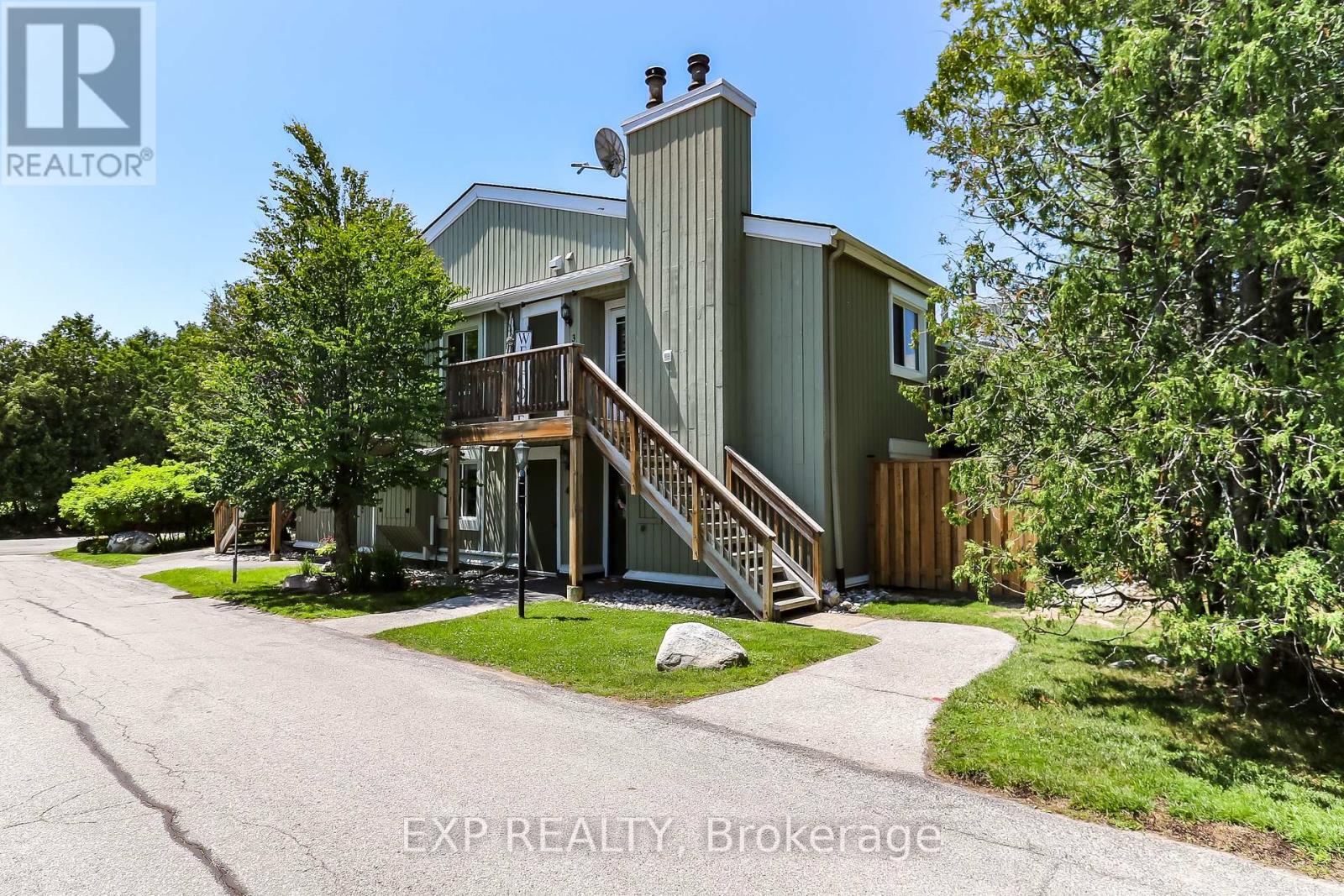 3 15 Dawson Dr, Collingwood, ON L9Y 5B4