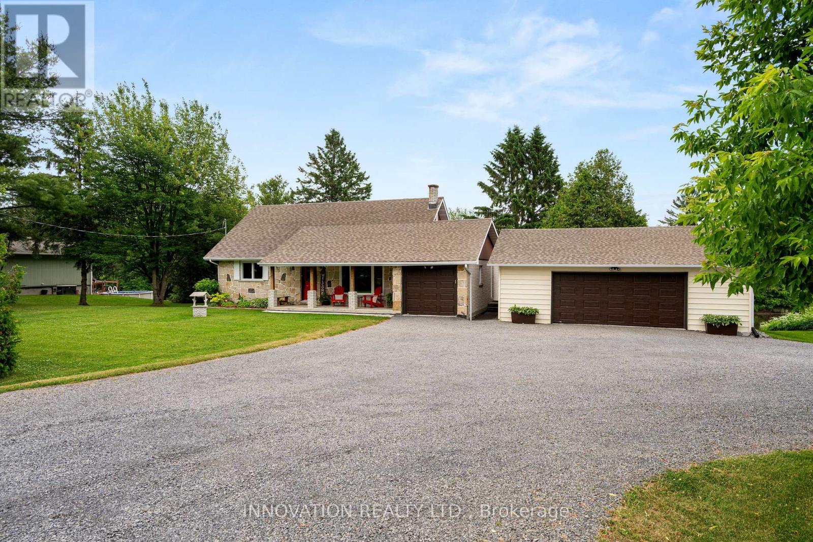 1424 Notre Dame St, Russell, ON K0A 1W0