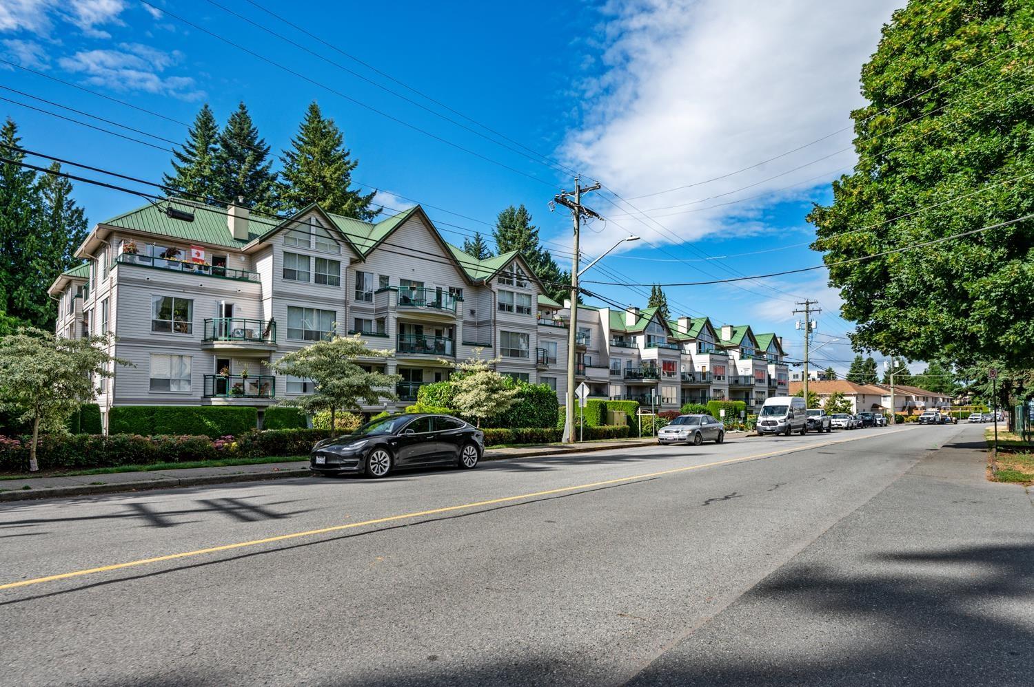 33280 E Bourquin Crescent Unit 407, Abbotsford, BC V2S 7K2