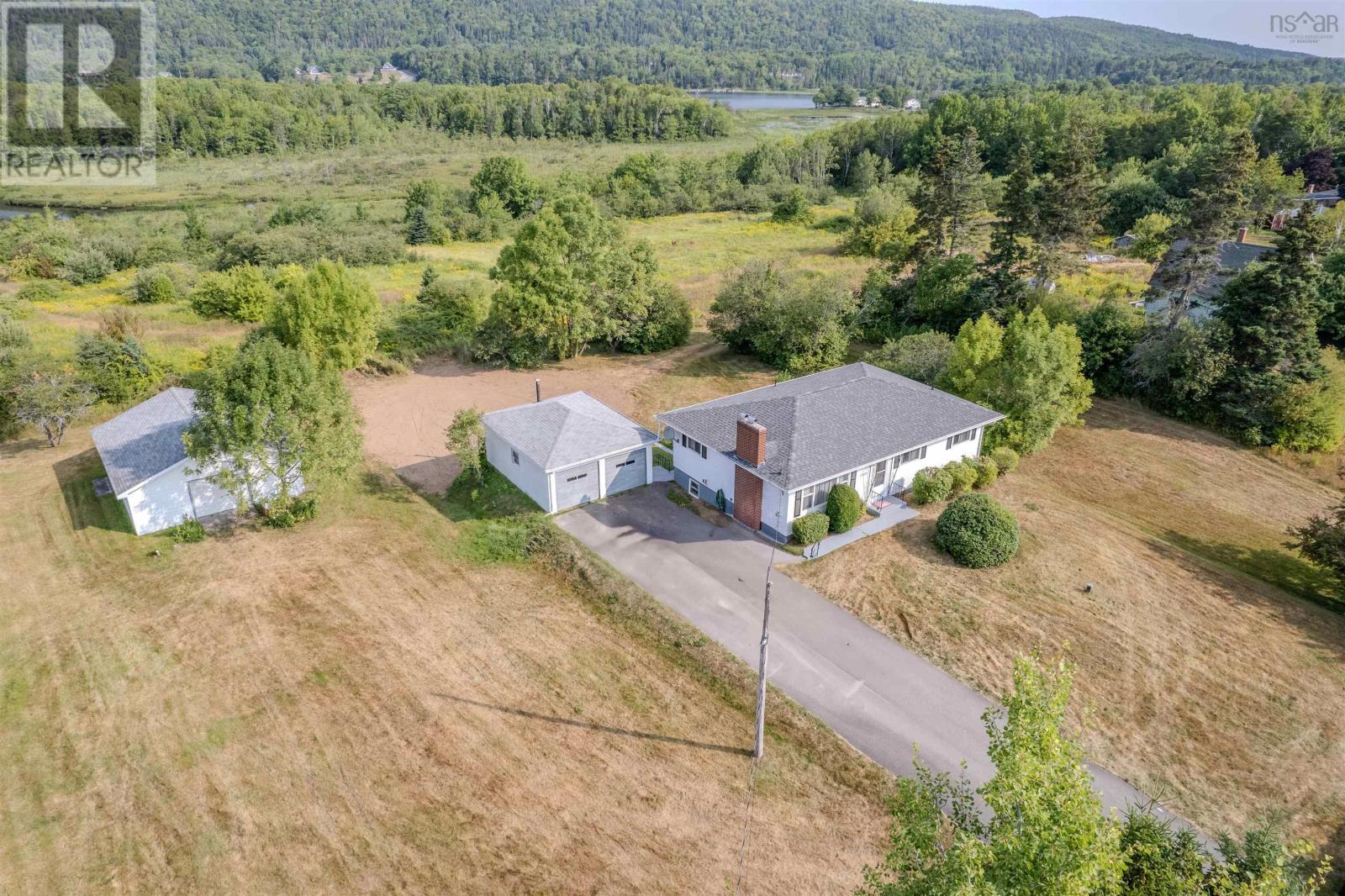2450 Kings Rd, Sydney Forks, NS B1L 1A1