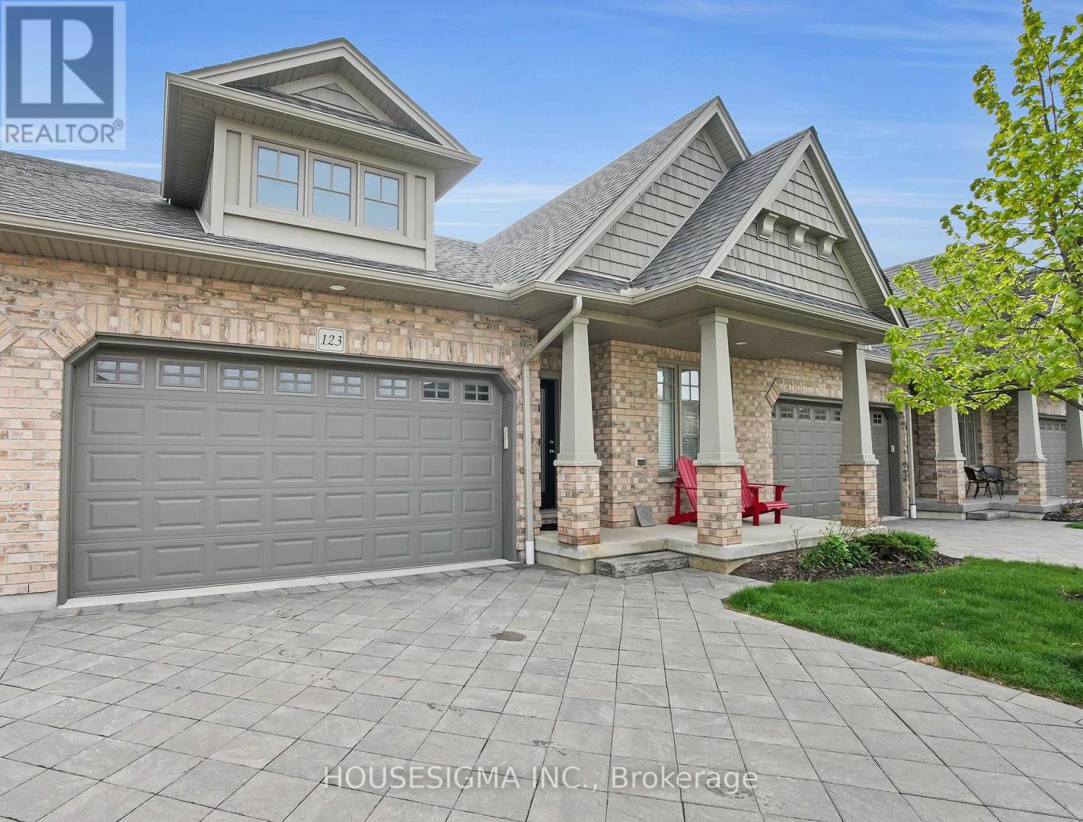 123 2250 Buroak Dr, London, ON N6G 0N7