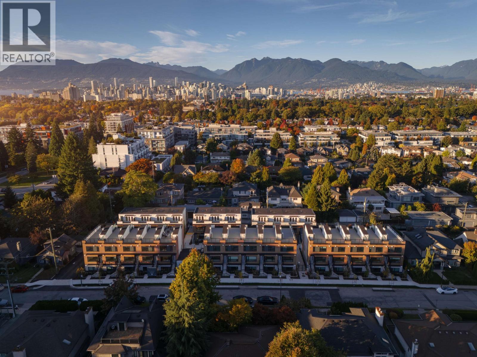 471 W 28th Avenue Unit 121, Vancouver, BC V5Y 0P2