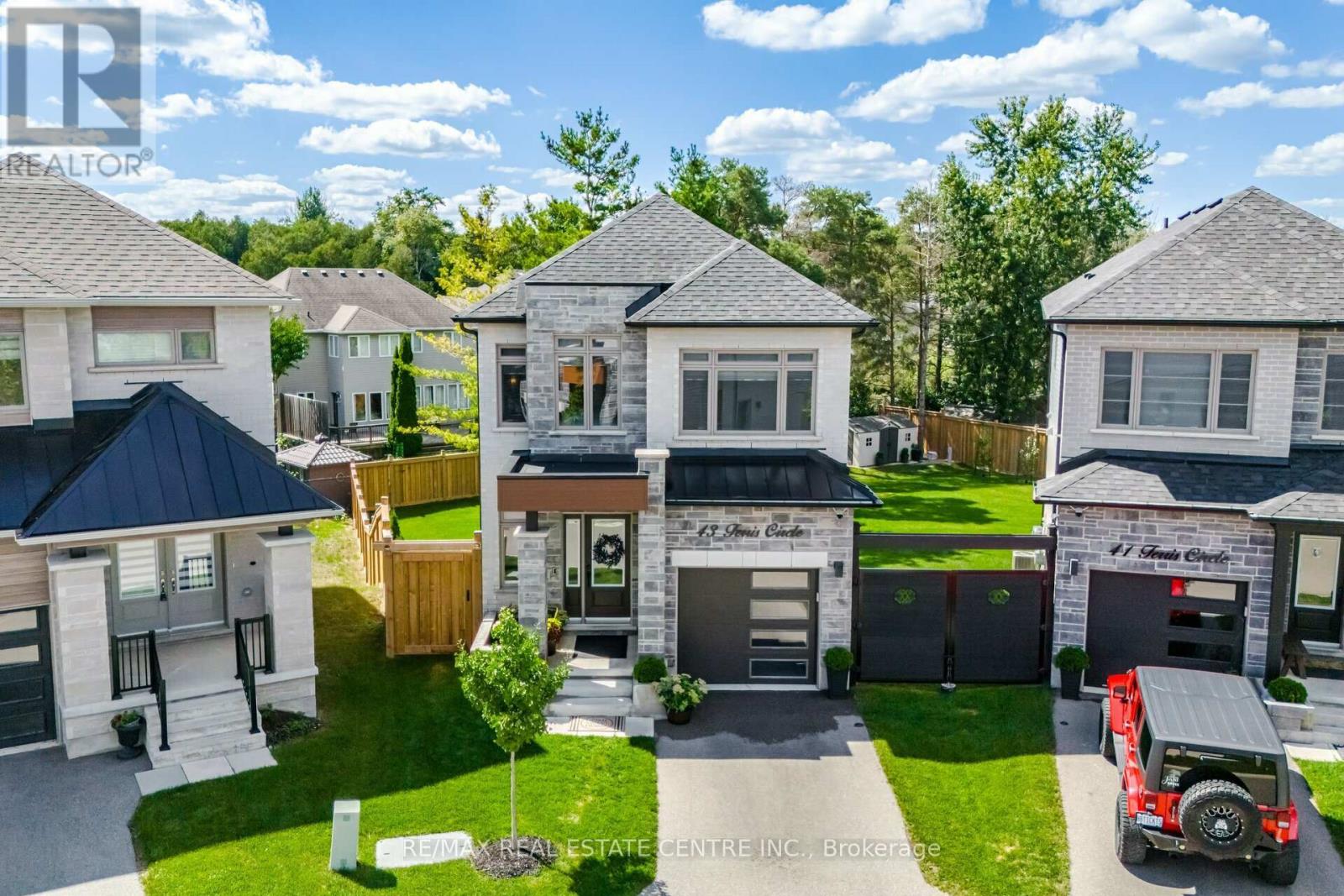 43 Ferris Cir, Guelph Clairfieldshanlon Business Park, ON N1G 0H2
