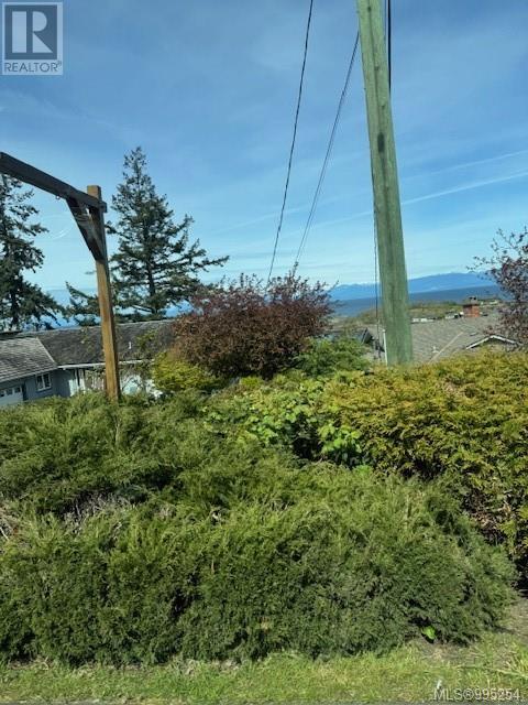 3761 Hammond Bay Rd NE, Nanaimo, BC V9T 1G2