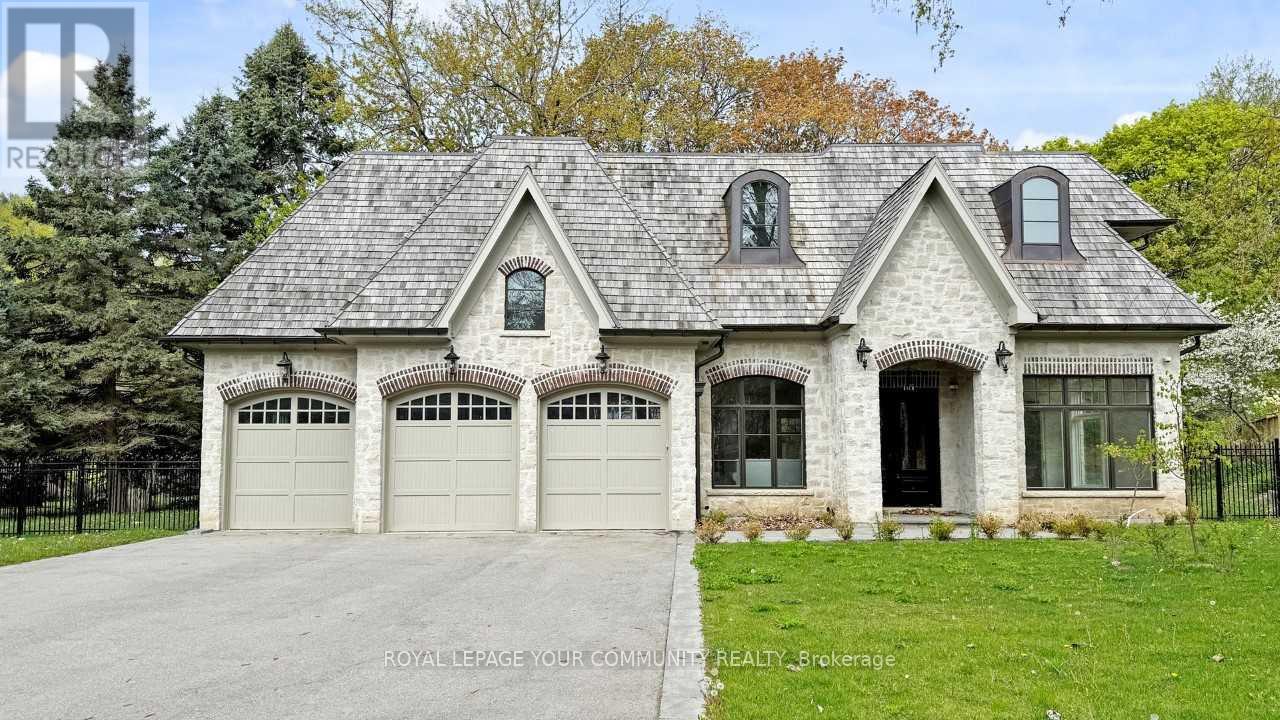 1257 Lakeshore Rd W, Oakville, ON L6L 5J3