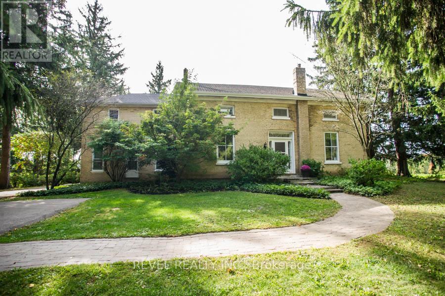 112 German School Rd, Brant, ON N3L 3E1