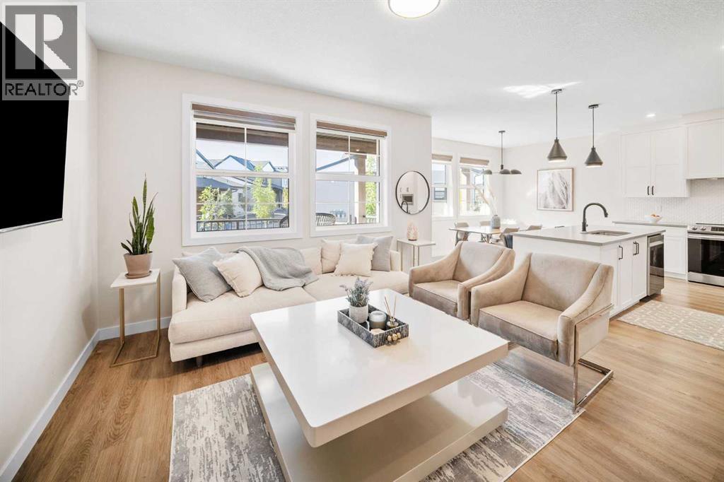 201 Cooperswood Green Sw Unit 204, Airdrie, AB T4B 3Y6