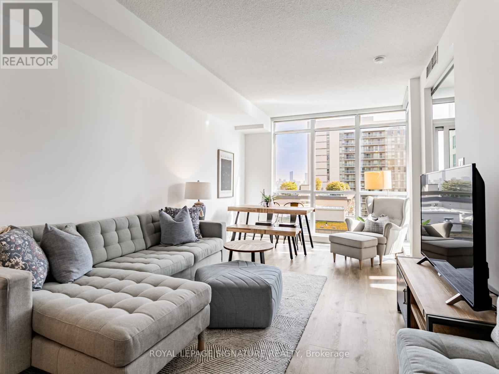 1208 1171 Queen St W, Toronto, ON M6J 1J6