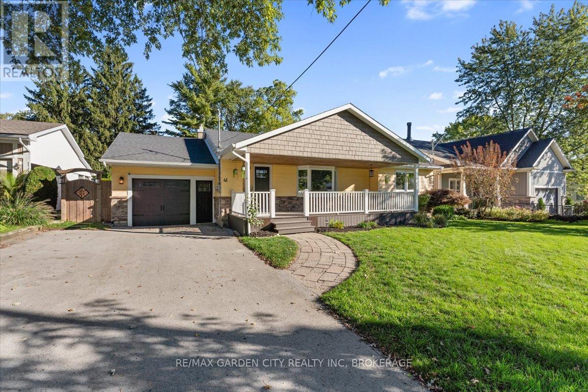 41 Emmett St, Pelham, ON L0S 1E0